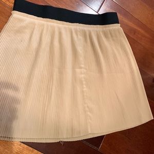 Brand new skirt